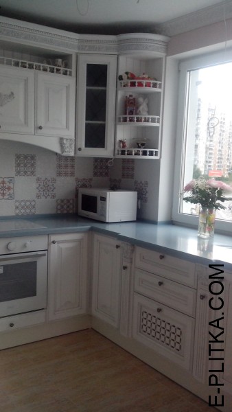 Классическая белая