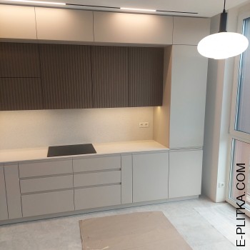 Кухня в сучасному стилі до стелі