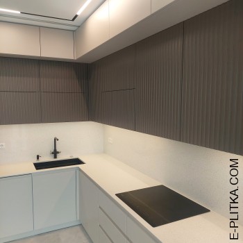 Кухня в сучасному стилі до стелі