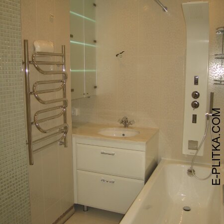 Тумба в ванную камень