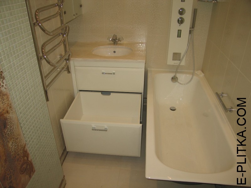 Тумба в ванную камень