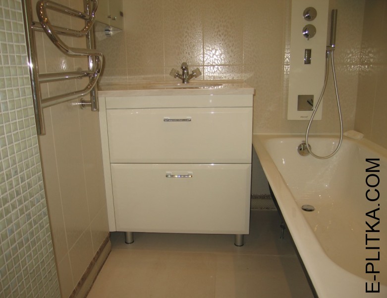 Тумба в ванную камень