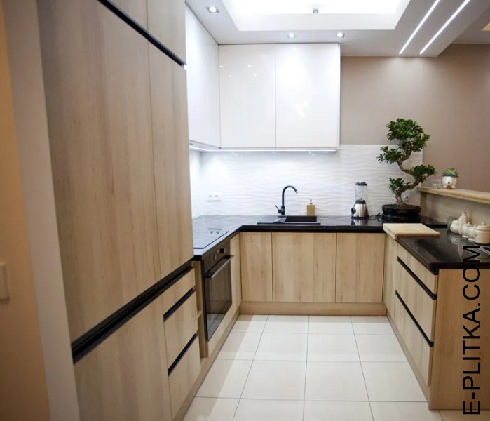 Кухня под дерево с деревянной барной стойкой