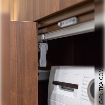 Комплект меблів для ванни з раковиною накладною