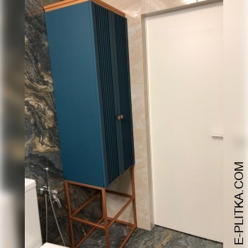 Рифлений набір меблів з мідного кольору.