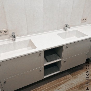Меблі під стільницю з двома вбудованими раковинами