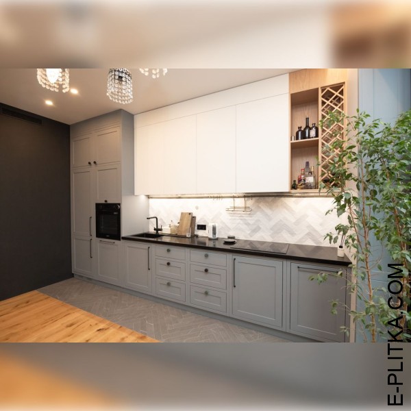 Сіро-біла кухня в еклектичному стилі з оригінальними ручками