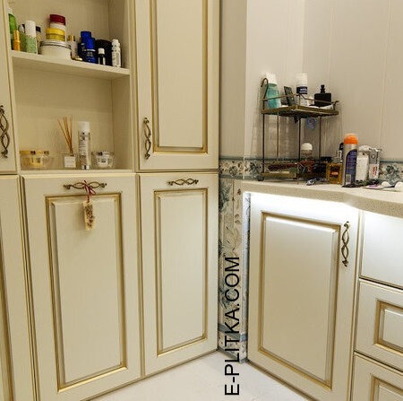 Угловая мебель для ванной комнаты на заказ