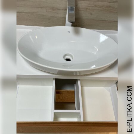 Мебель встроенная со столешницей под две раковины