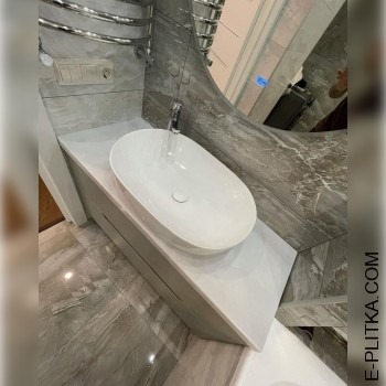 Меблі в нішу ванної зі стільницею під овальну раковину-чашу