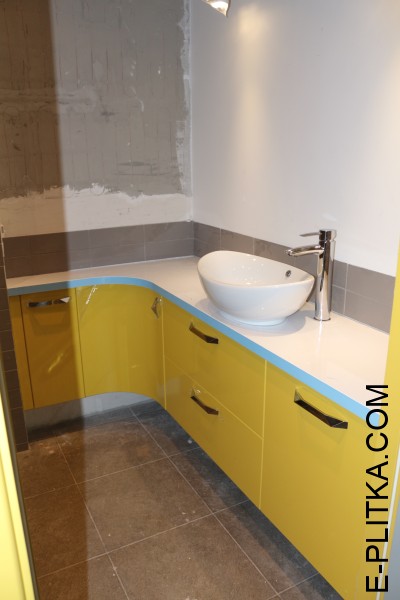 Кутові меблі для ванної за індивідуальним замовленням